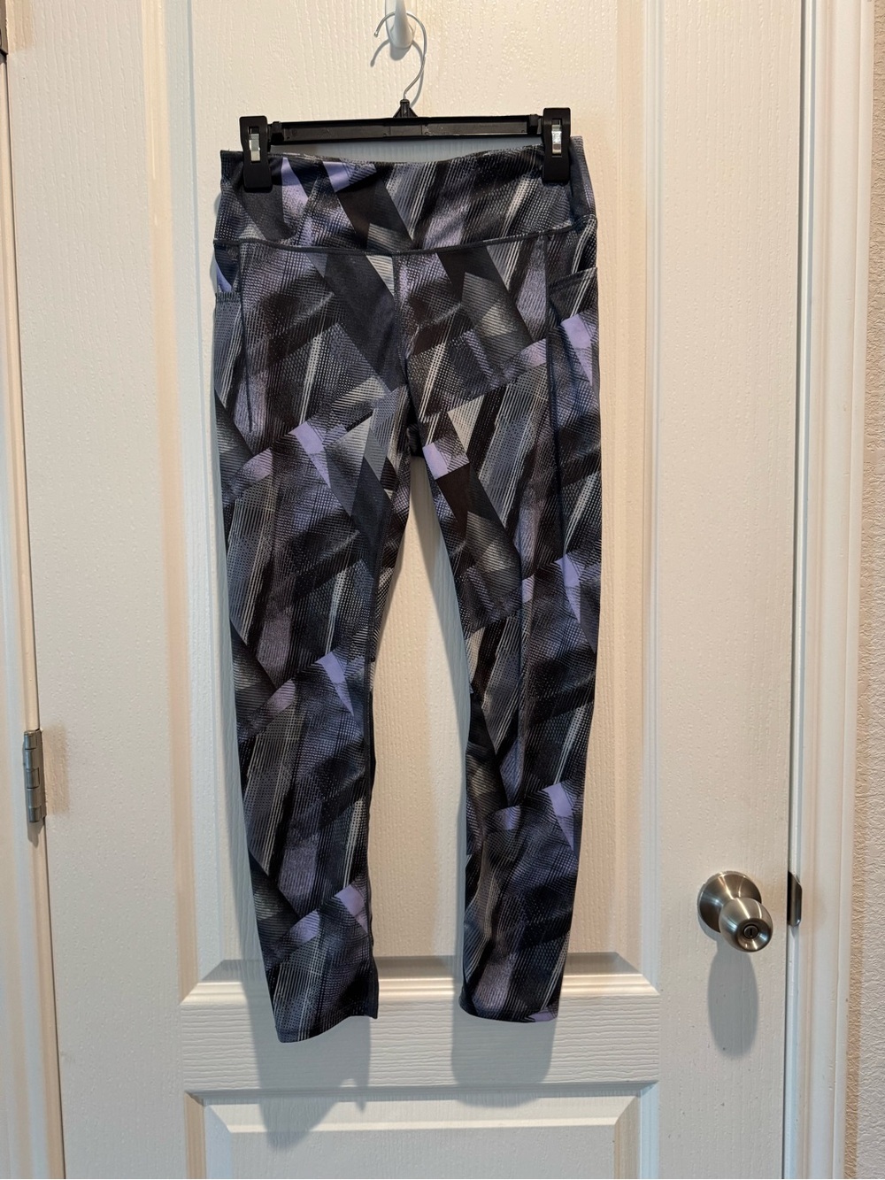 14/16 Girls Member’s Mark Abstract Print Performance Leggings